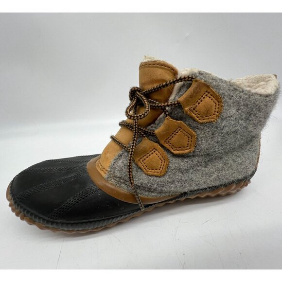 Sorel Womens Classic Waterproof Boots Size 9 Natural Cozy Lace Up Outdoors - Picture 12 of 14